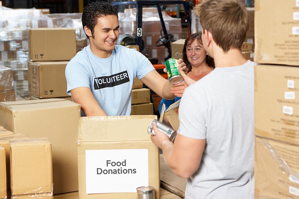 Toronto’s 3PL Providers and Their Role in Community Food Drives